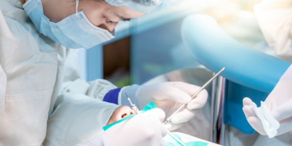 口腔外科のイメージ